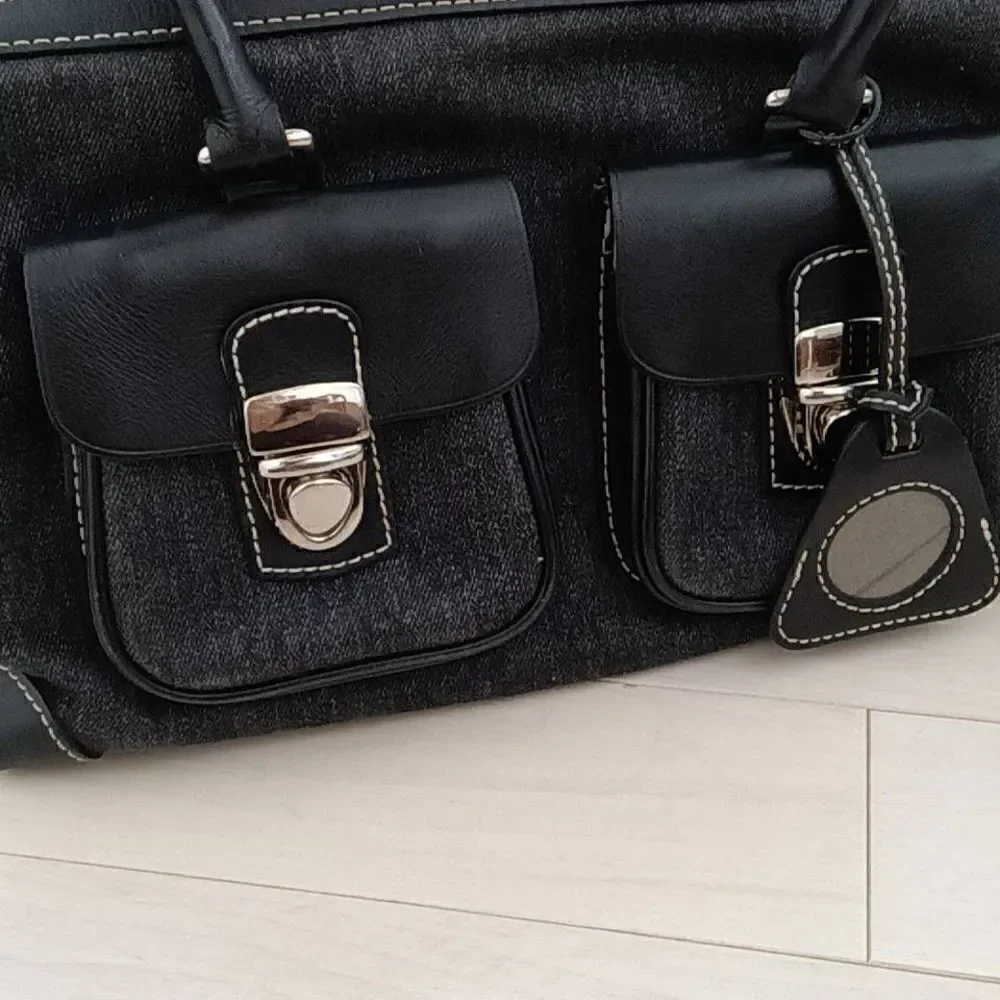 Dooney & Bourke Women's Double Pocket Satchel Purse Bag Black